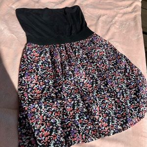 guess strapless pastel dress with pockets